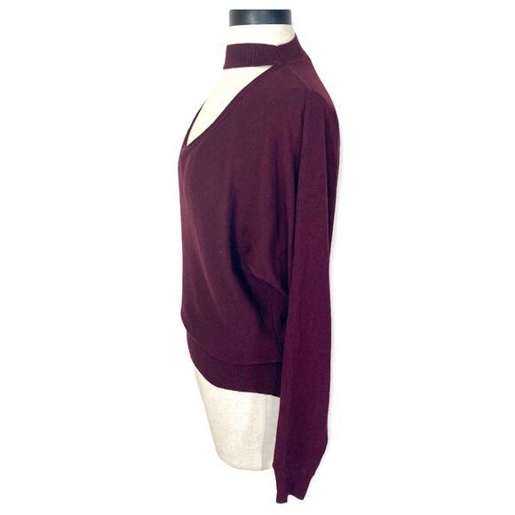 Splendid burgundy reversible sweater, medium soft choker keyhole long sleeve - Picture 5 of 12